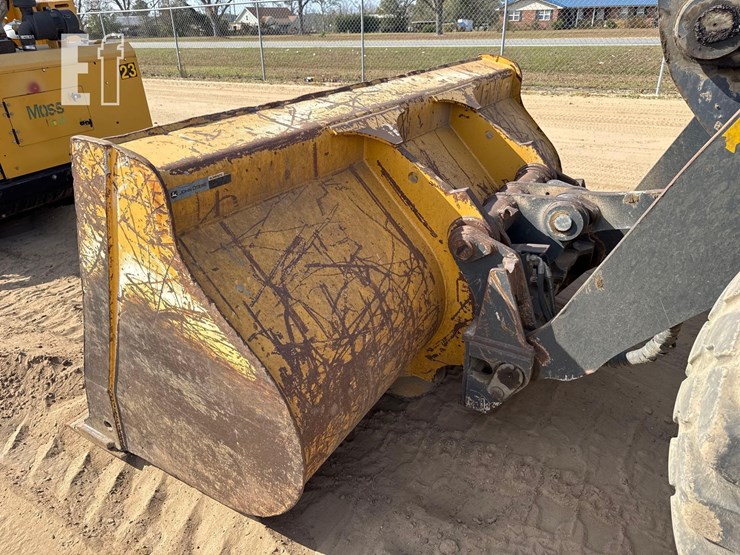 2017-deere-544kii-image-16