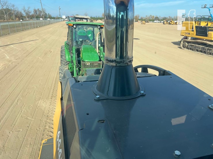 2020-deere-444l-image-33