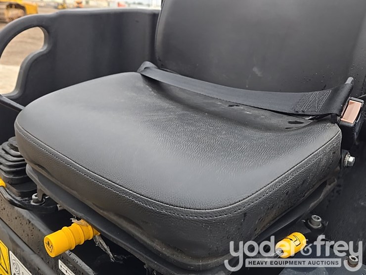 2023-jcb-ct260-120-image-71