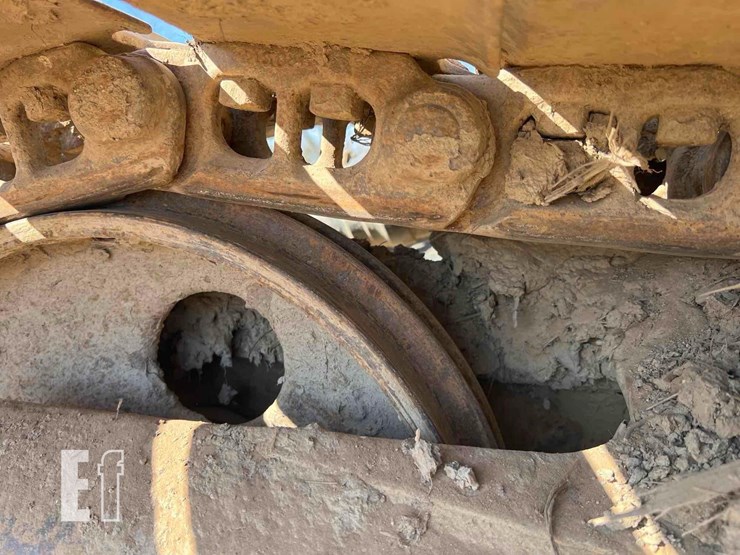 2014-komatsu-pc138us-10-image-12