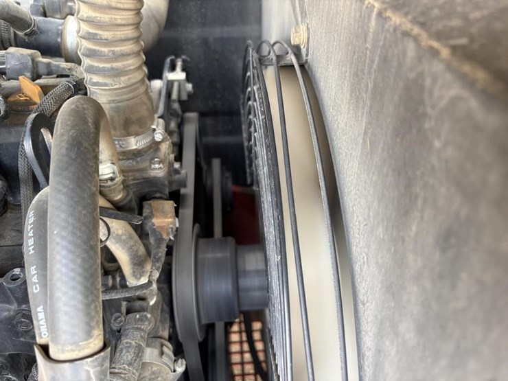 2014-takeuchi-tb290-image-60