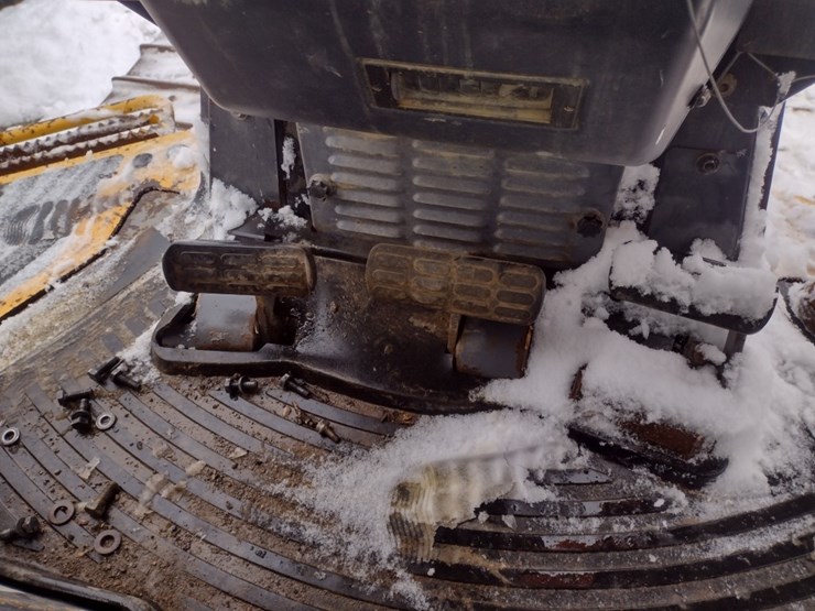 komatsu-d41e-6-image-11