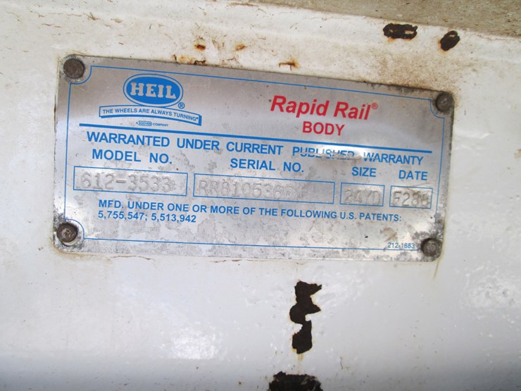 2016-freightliner-108sd-image-14