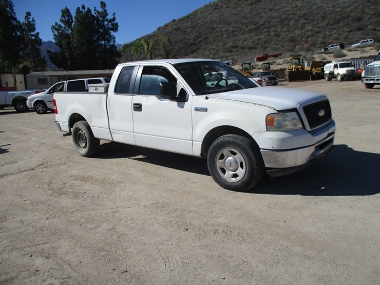 2006-ford-f150-xlt-image-1