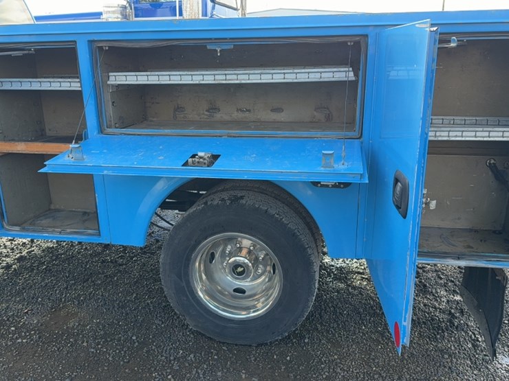 2018-ford-f350-image-19