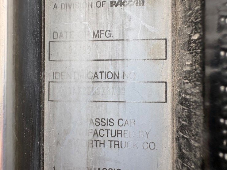 kenworth-t800-image-17