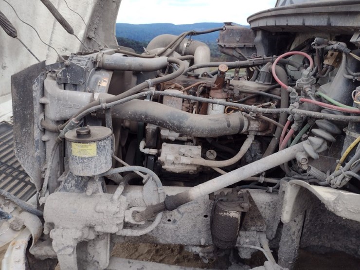 freightliner-fl60-image-20