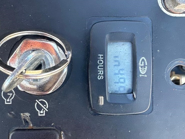 bob-cat-pro-cat-image-8