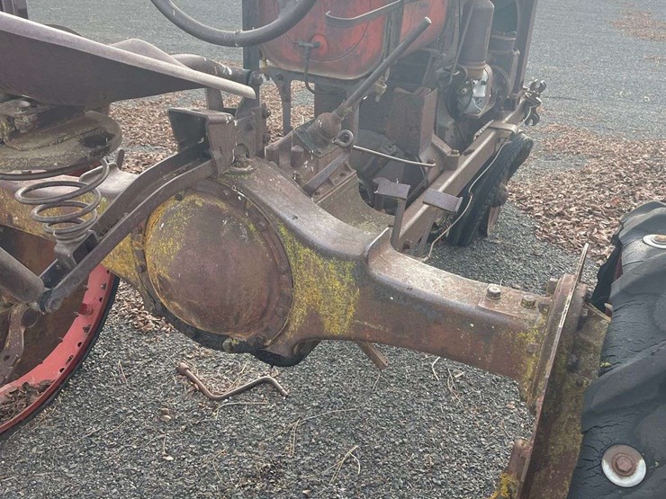 international-farmall-tractor---ritzville,-wa-image-7