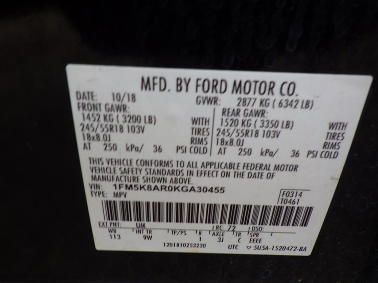 2019-ford-explorer-image-15