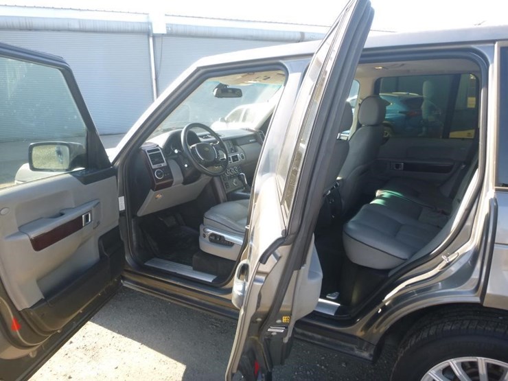 2008-land-rover-range-rover-hse-image-6