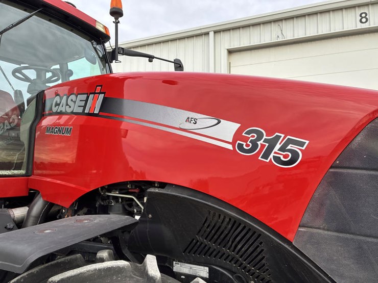 case-ih-magnum-315-image-15