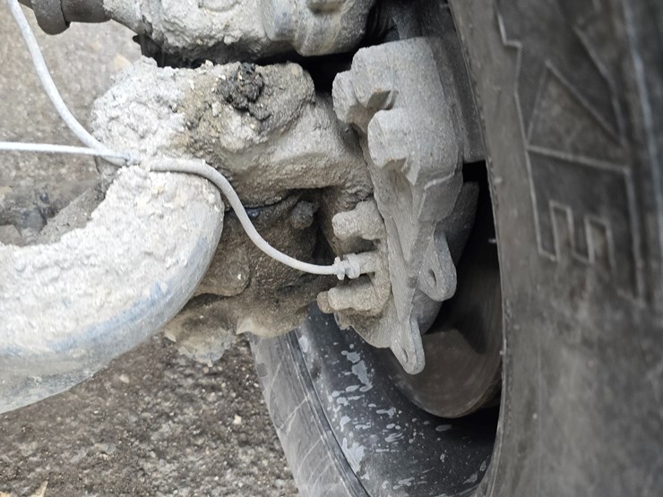 2020-peterbilt-567-image-136