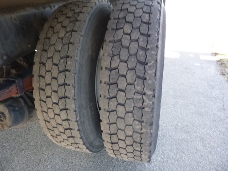 freightliner-m2-106-image-29