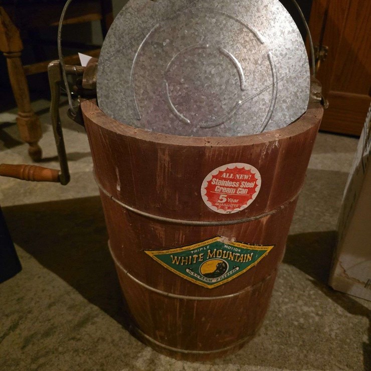 White Mountain ice cream freezer