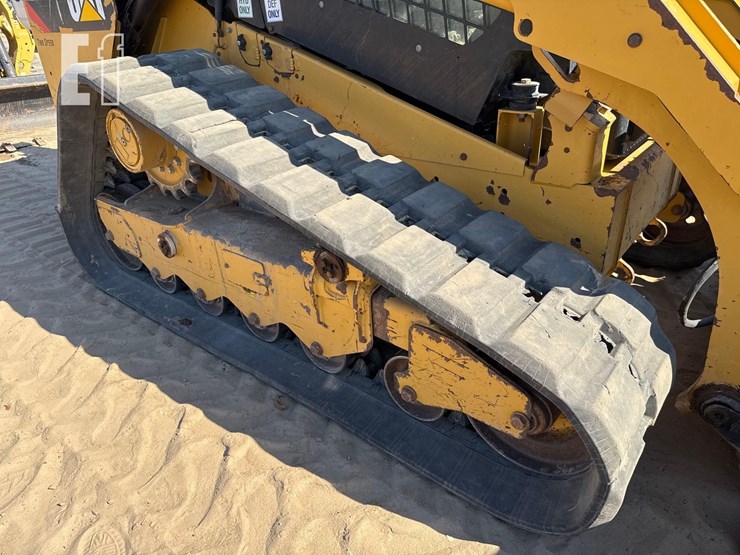 caterpillar-299d2-image-13