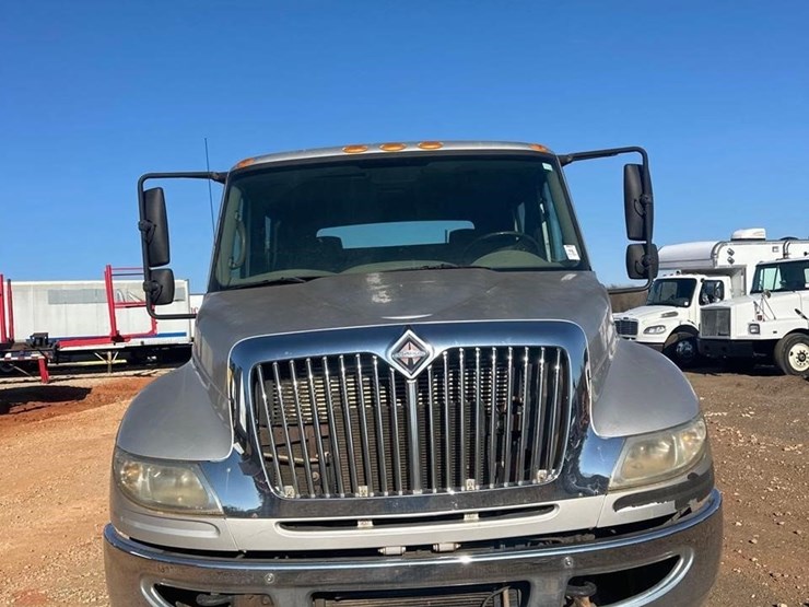 international-durastar-4400-image-2