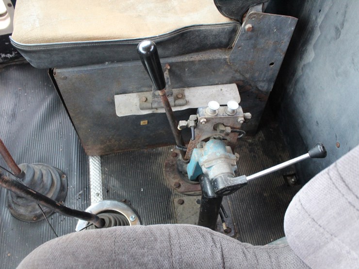 1982-caterpillar-3406-image-12