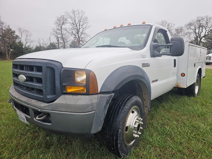 ford-f450-image-1