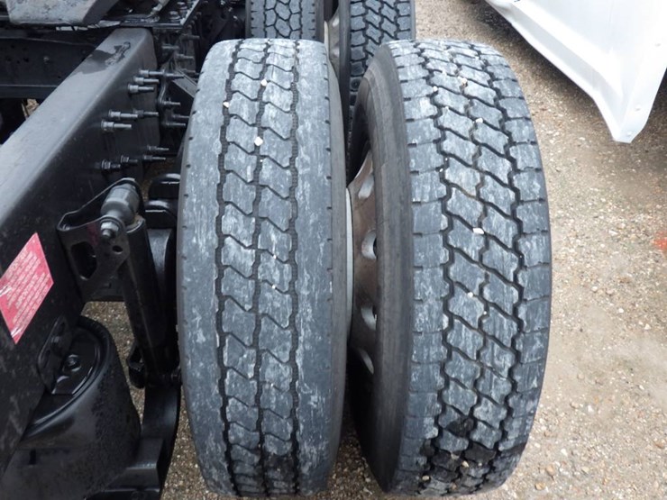 volvo-vnl780-image-11