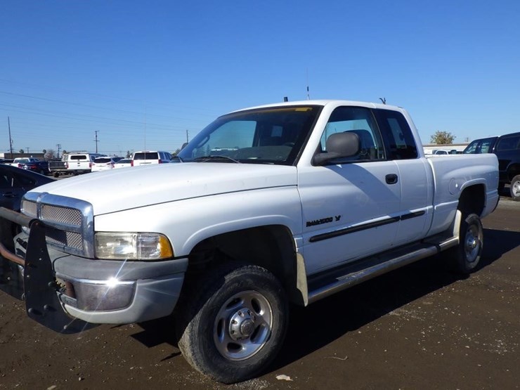 2001-dodge-ram-2500-image-1