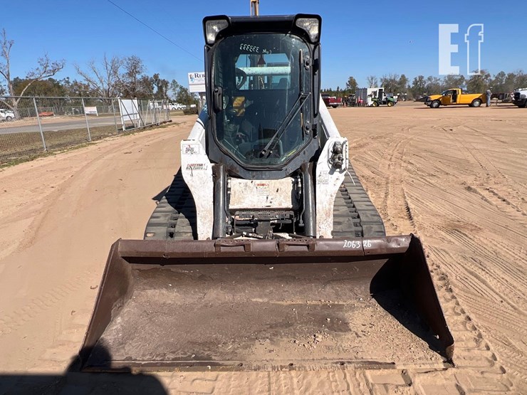 2023-bobcat-t770-image-7