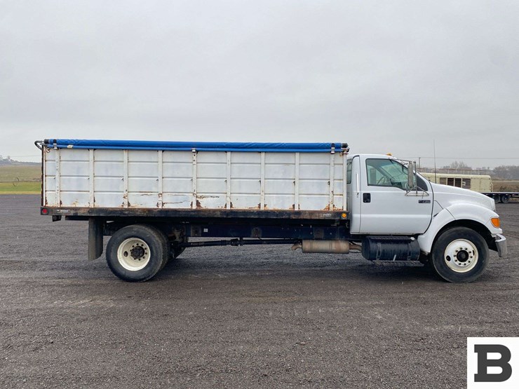 2006-ford-f750-image-7