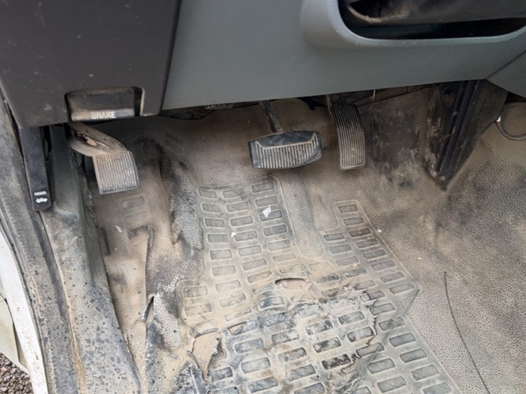 2011-ford-f250-image-21