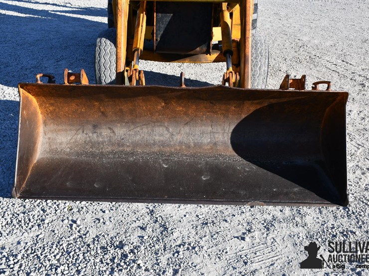 john-deere-310-image-9