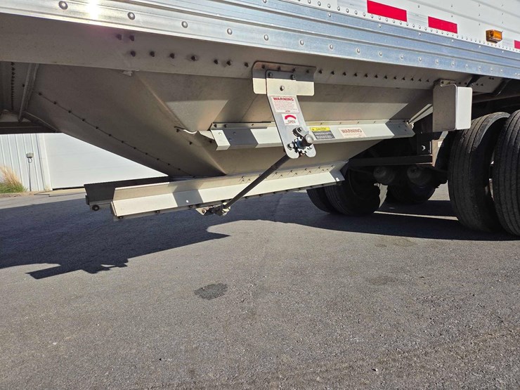 2013-timpte-super-hopper-image-12