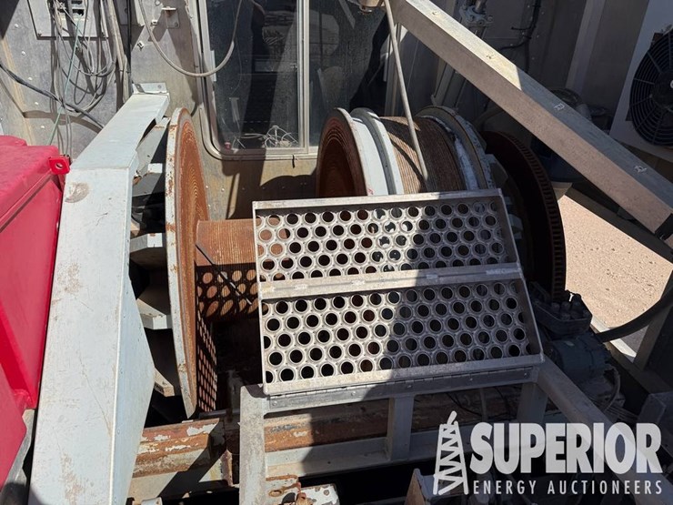 peterbilt-335-image-14