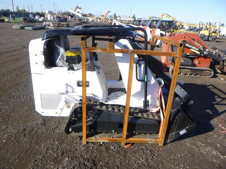 2025-bison-tele-bt360w-skid-steer-track-loader-image-7