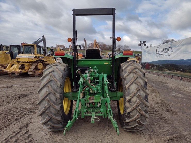 john-deere-6210-image-4