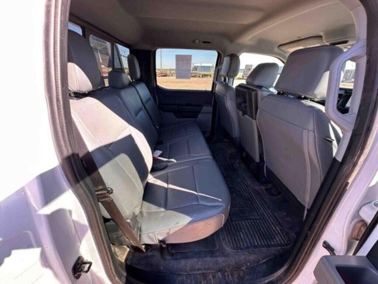 2024-ford-f350-image-47