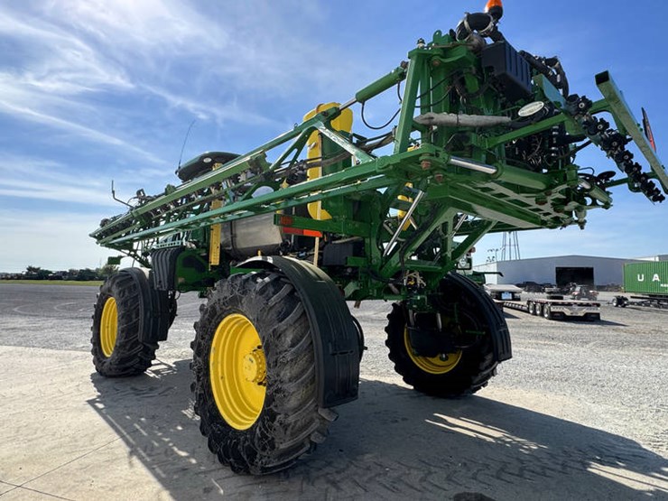 john-deere-r4038-image-19