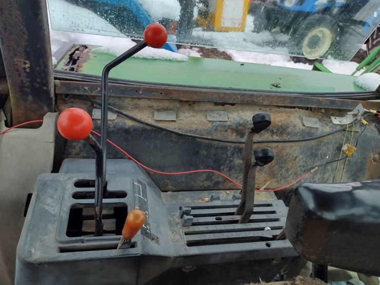 john-deere-2550-image-10