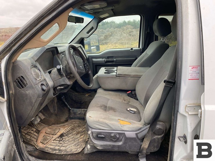 2012-ford-f250-image-25