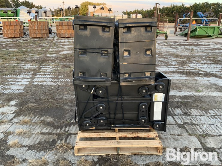 raaft-pivot-tire-tracks-image-2