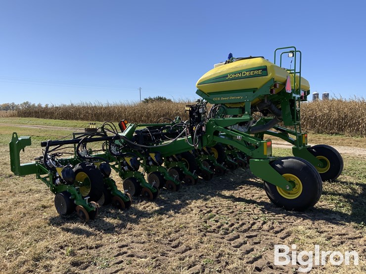 john-deere-dr12-image-7