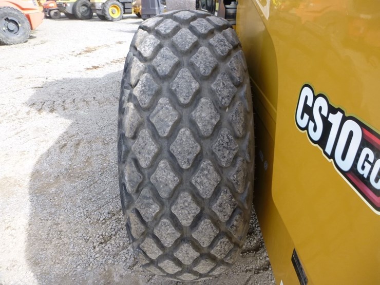 caterpillar-cs10gc-image-25