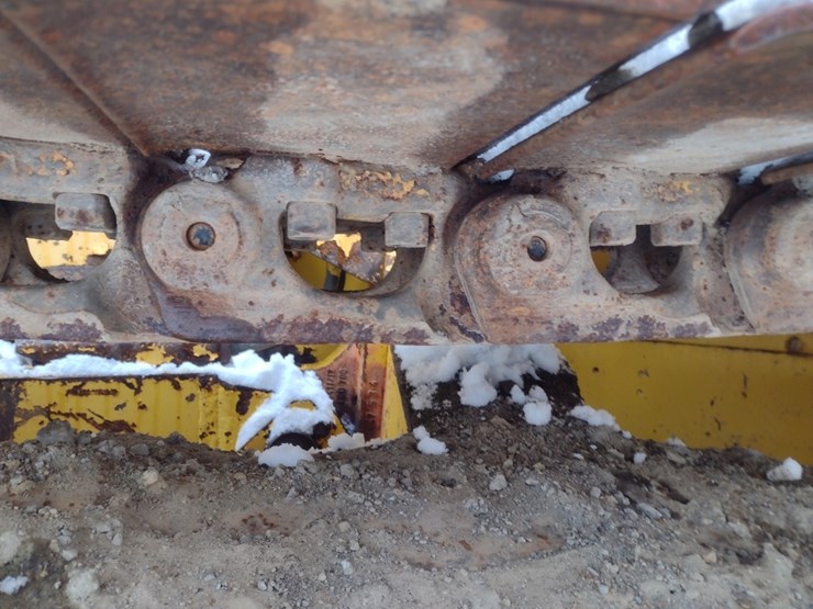 komatsu-d41e-6-image-37