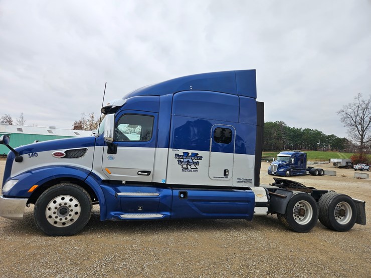 peterbilt-579-image-6