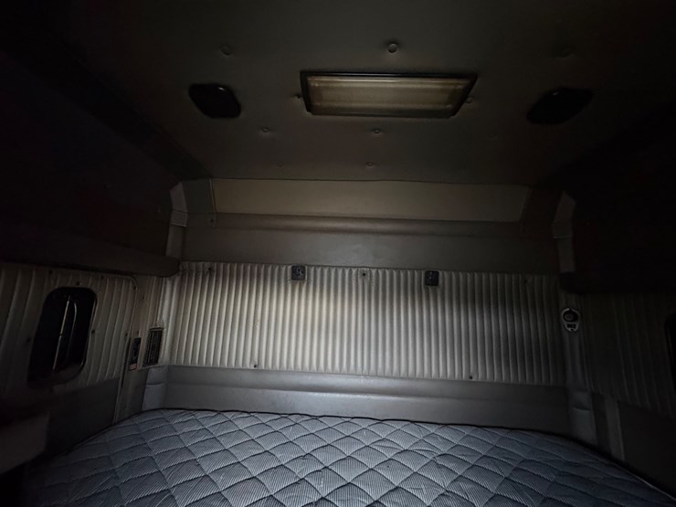 caterpillar-c15-image-14