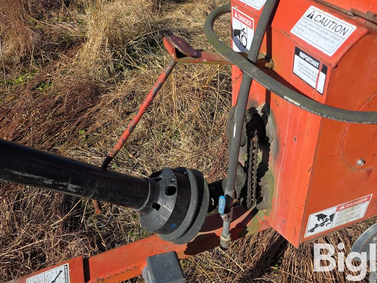 westfield-1060-auger-w/swing-hopper-image-12