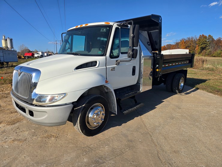 international-durastar-4300-image-2