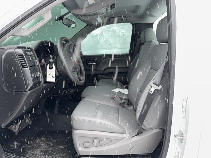 chevrolet-6500-image-12