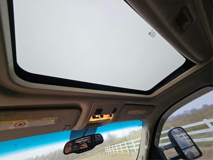 2008-chevrolet-3500-image-45