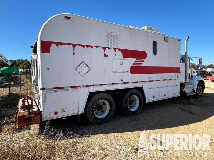 2012-kenworth-t370-image-2