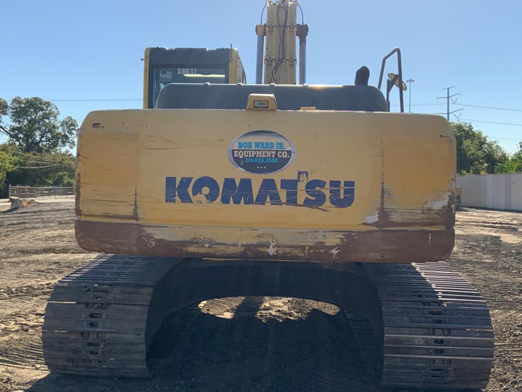 komatsu-pc220-lc-8-image-6