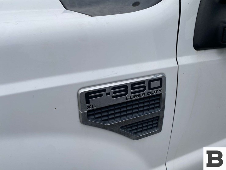 2009-ford-f350-image-10